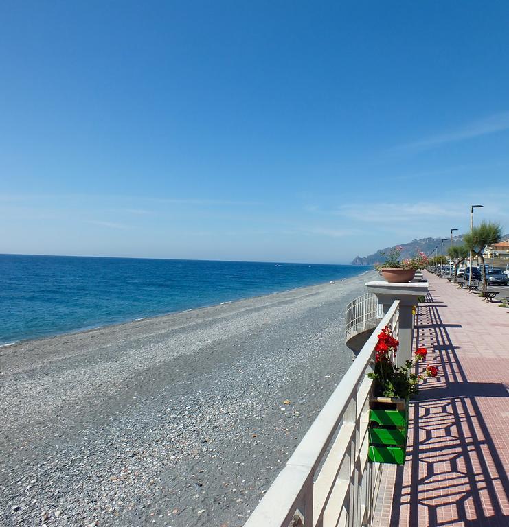 La Zagara Bed and Breakfast Furci Siculo Eksteriør billede
